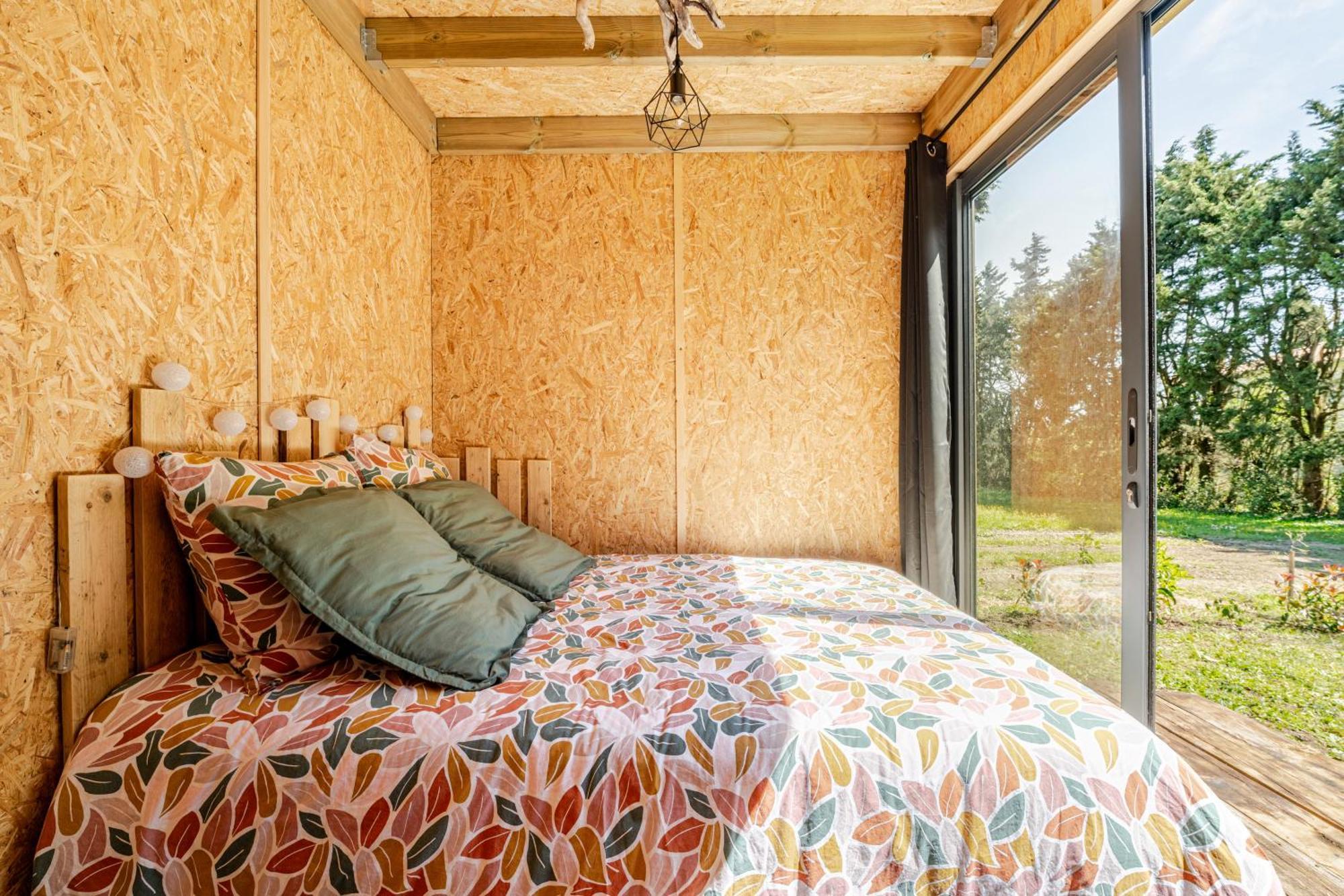Holiday home Tinyhouse Et Abeilles, Sejour Insolite En Provence